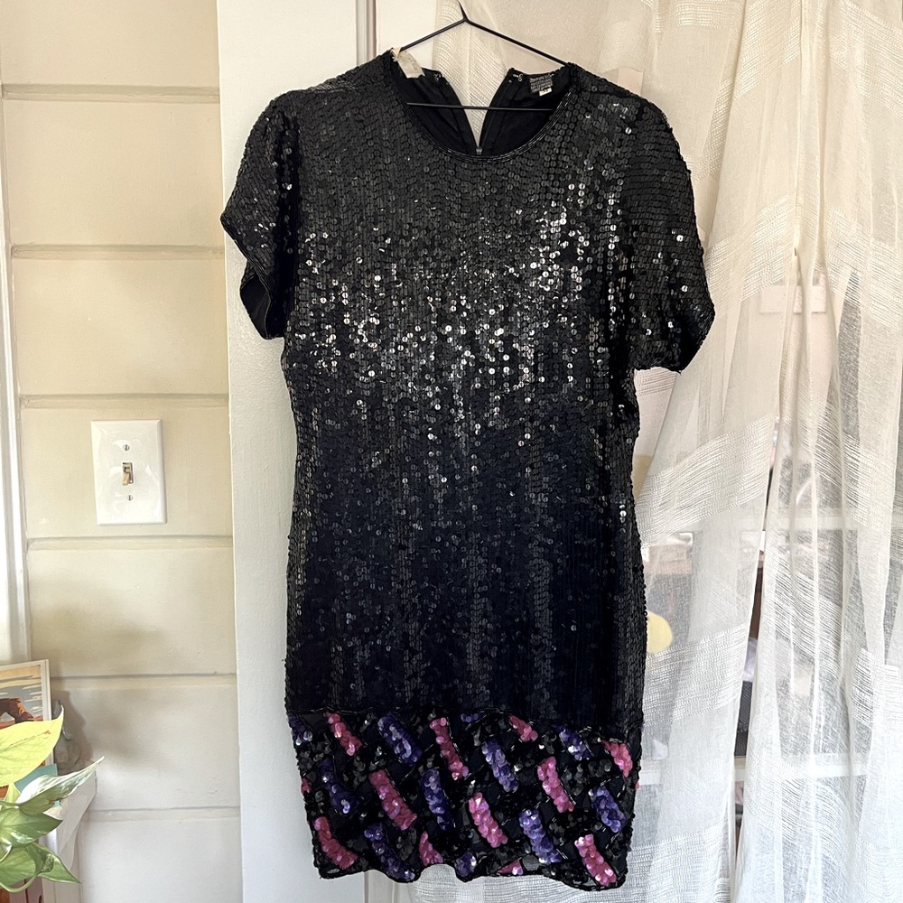 Silky wites Medium sequin dress Vintage